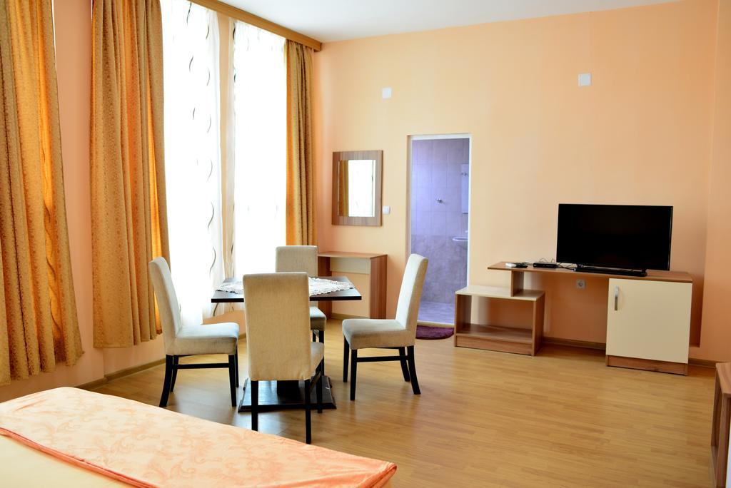 Avangard Kharmanli Extérieur photo